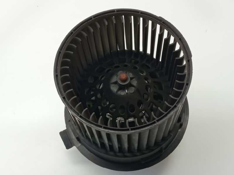 Recambio de motor calefaccion para renault clio iv dynamique referencia OEM IAM L1T1029527H224968  