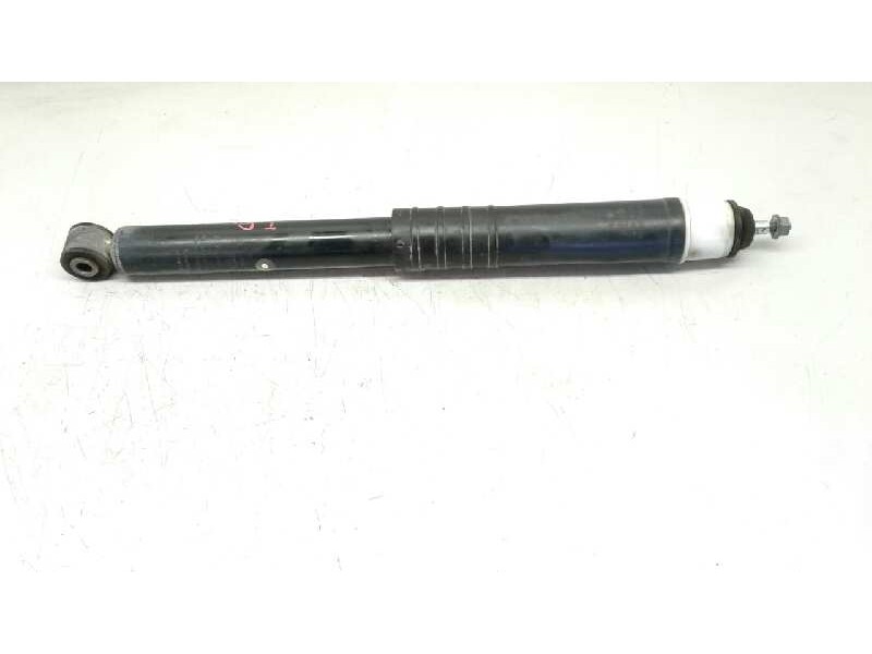 Recambio de amortiguador trasero derecho para renault clio iv dynamique referencia OEM IAM   