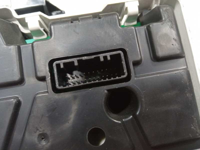 Recambio de cuadro instrumentos para renault clio iv authentique referencia OEM IAM   