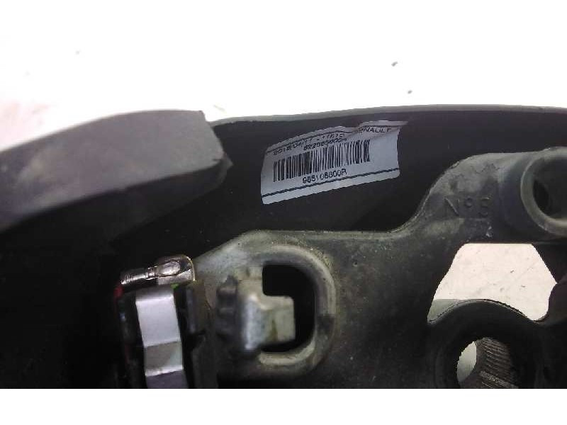 Recambio de volante para renault clio iv authentique referencia OEM IAM 9851O880R  
