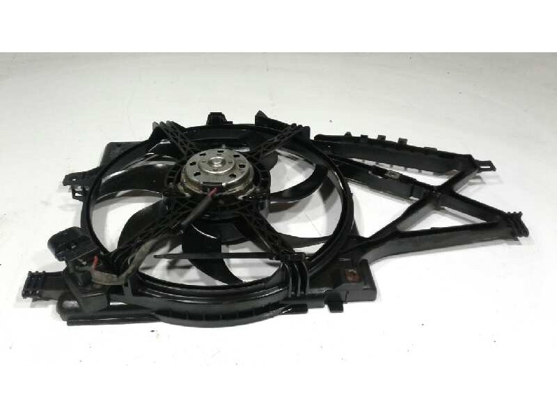 Recambio de electroventilador para opel combo (corsa c) familiar referencia OEM IAM 0162493  