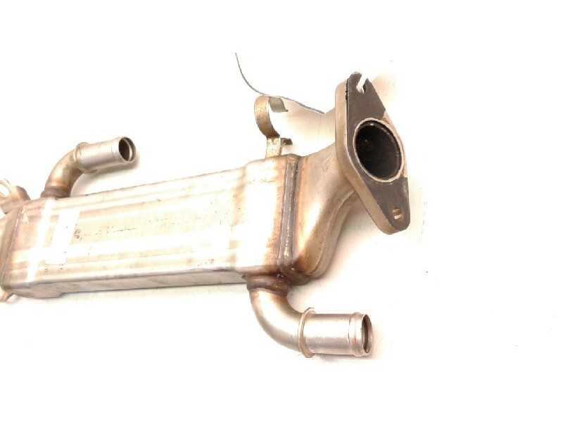 Recambio de enfriador de gases para mercedes clase m (w163) 270 cdi (163.113) referencia OEM IAM A6121420077  