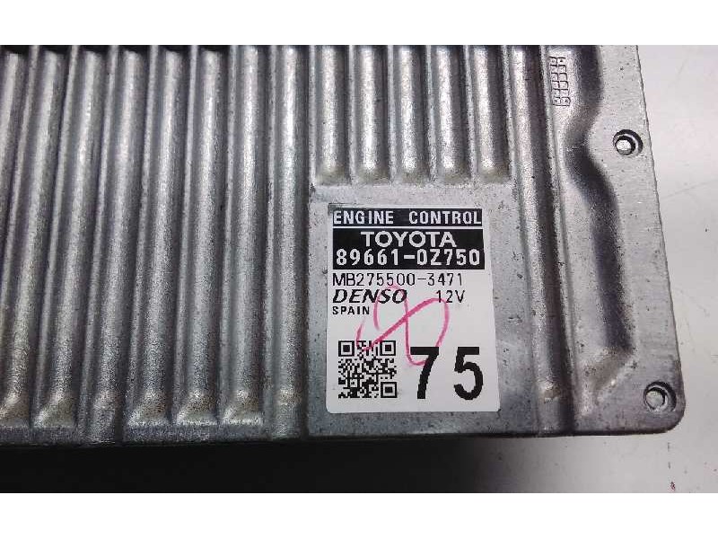 Recambio de centralita motor uce para toyota auris hybrid active referencia OEM IAM 896610Z750  