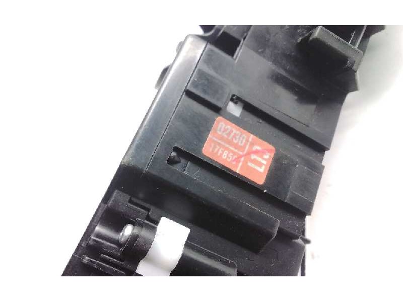 Recambio de mando intermitentes para toyota auris hybrid active referencia OEM IAM 0273017F850L13  
