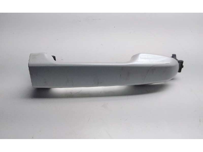 Recambio de maneta exterior delantera derecha para toyota auris hybrid active referencia OEM IAM 6920302210  