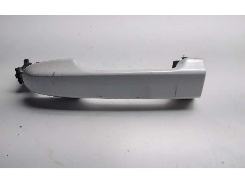 Recambio de maneta exterior delantera izquierda para toyota auris hybrid active referencia OEM IAM 6921102924  