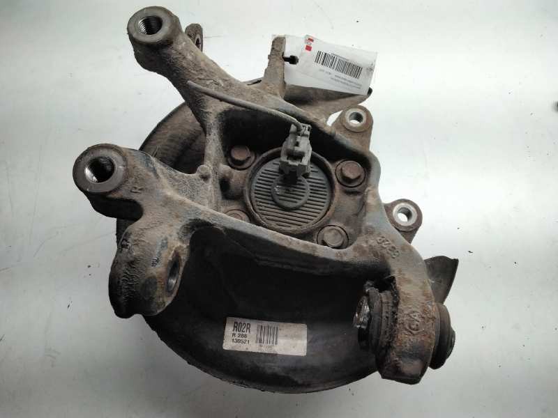 Recambio de mangueta trasera derecha para toyota auris hybrid active referencia OEM IAM R288130521  