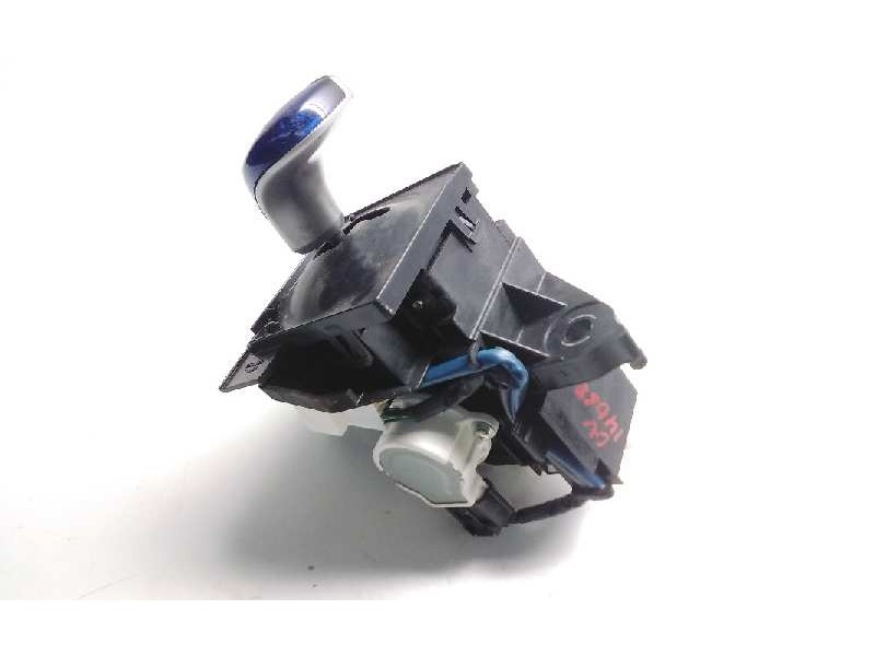 Recambio de palanca cambio para toyota auris hybrid active referencia OEM IAM 3355012G20B0  