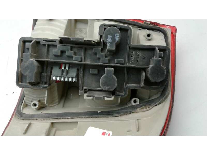 Recambio de piloto trasero izquierdo para opel astra f berlina gls referencia OEM IAM 14040L  