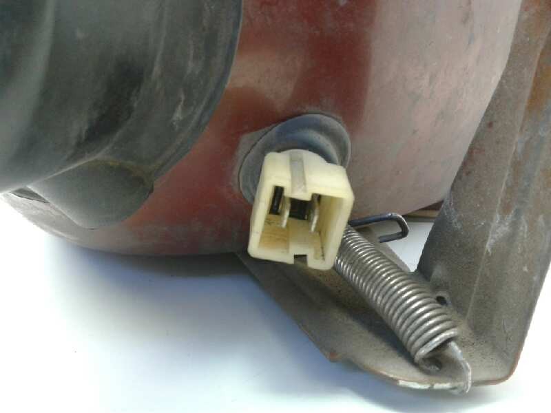 Recambio de faro derecho para peugeot 309 gl profil referencia OEM IAM 620592  