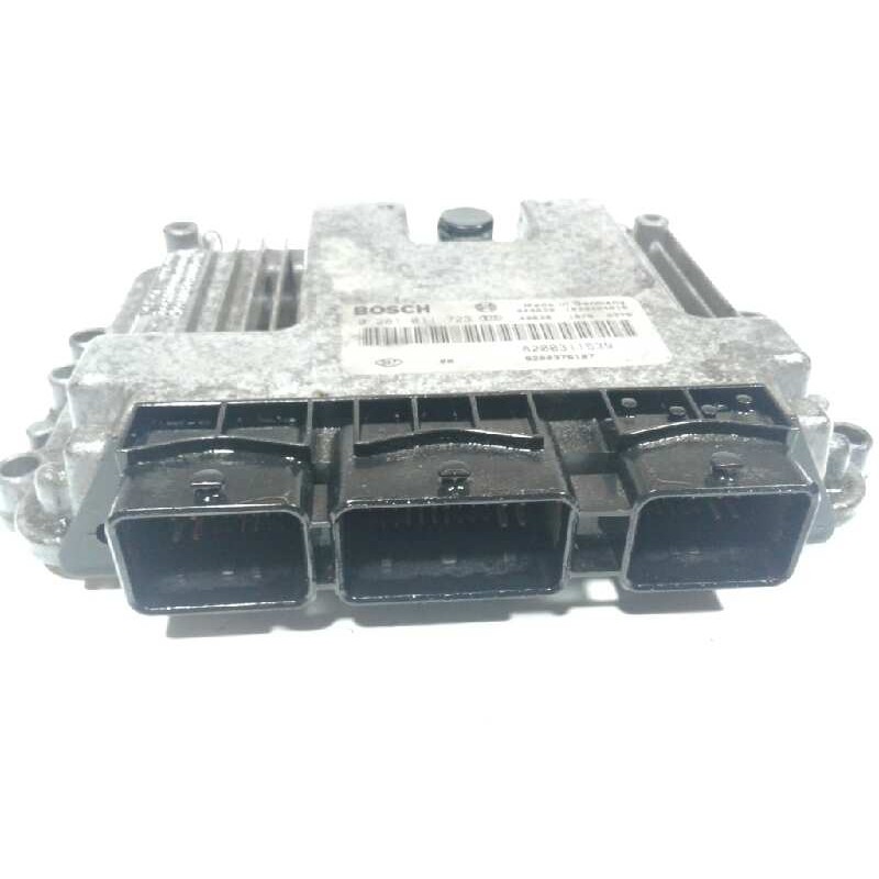 Recambio de centralita motor uce para renault laguna ii grandtour (kg0) dynamique referencia OEM IAM 8200153946  