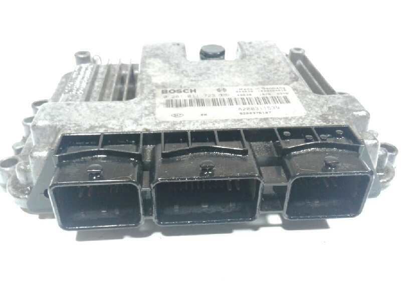 Recambio de centralita motor uce para renault laguna ii grandtour (kg0) dynamique referencia OEM IAM 8200153946  