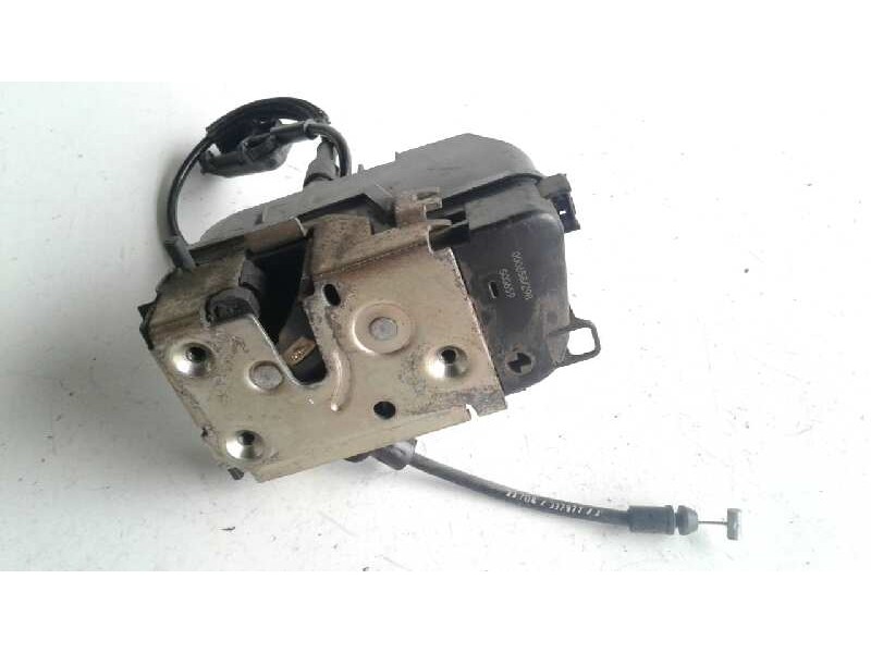 Recambio de cerradura puerta trasera derecha para renault laguna ii grandtour (kg0) dynamique referencia OEM IAM 8200000658  
