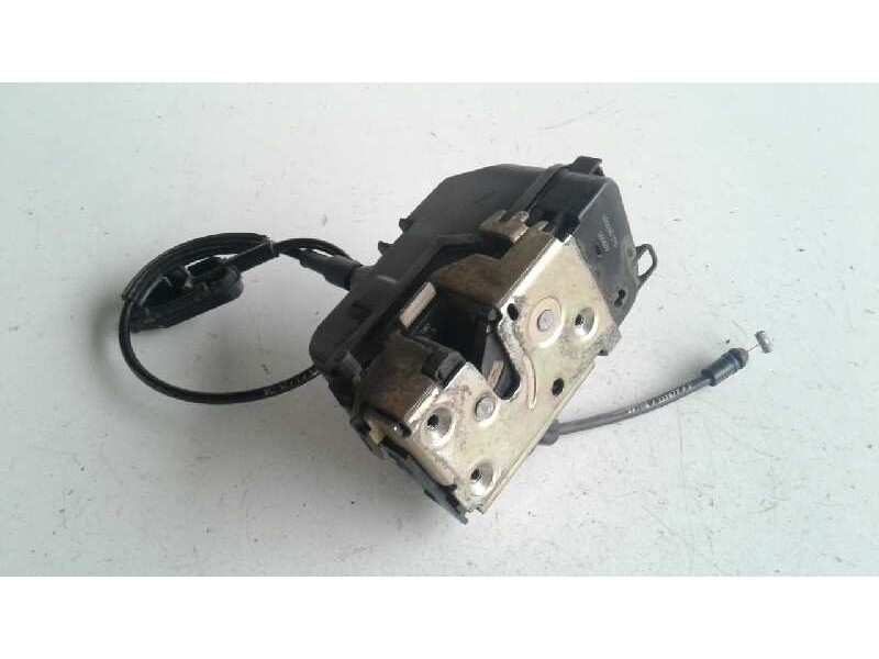 Recambio de cerradura puerta trasera derecha para renault laguna ii grandtour (kg0) dynamique referencia OEM IAM 8200000658  