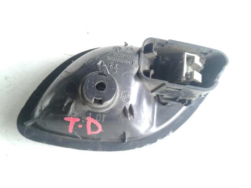 Recambio de maneta interior delantera izquierda para renault laguna ii grandtour (kg0) dynamique referencia OEM IAM 8200000723  