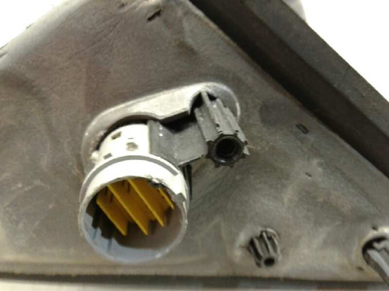 Recambio de retrovisor izquierdo para renault laguna ii grandtour (kg0) dynamique referencia OEM IAM 014128  