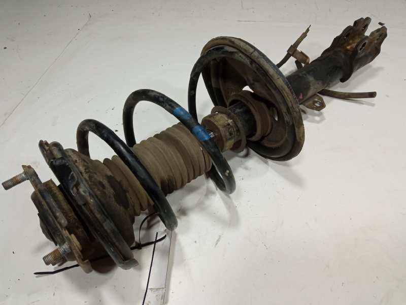 Recambio de amortiguador delantero derecho para toyota rav 4 (a2) 2.0 luna 4x4 referencia OEM IAM 27231311  