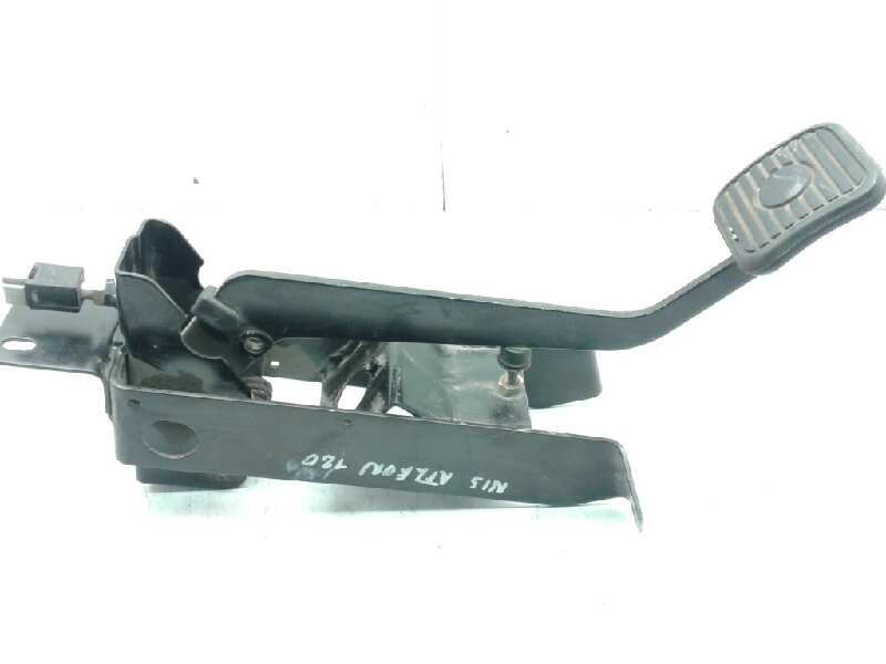 Recambio de pedal embrague para nissan atleon 120 referencia OEM IAM   