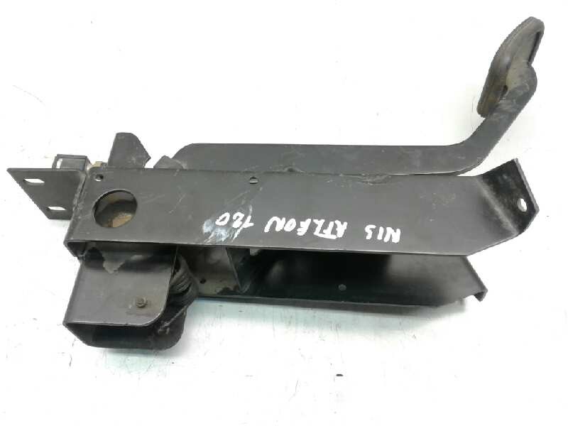 Recambio de pedal embrague para nissan atleon 120 referencia OEM IAM   