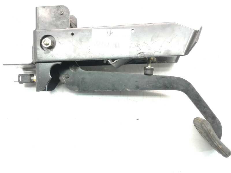 Recambio de pedal embrague para nissan atleon 120 referencia OEM IAM   