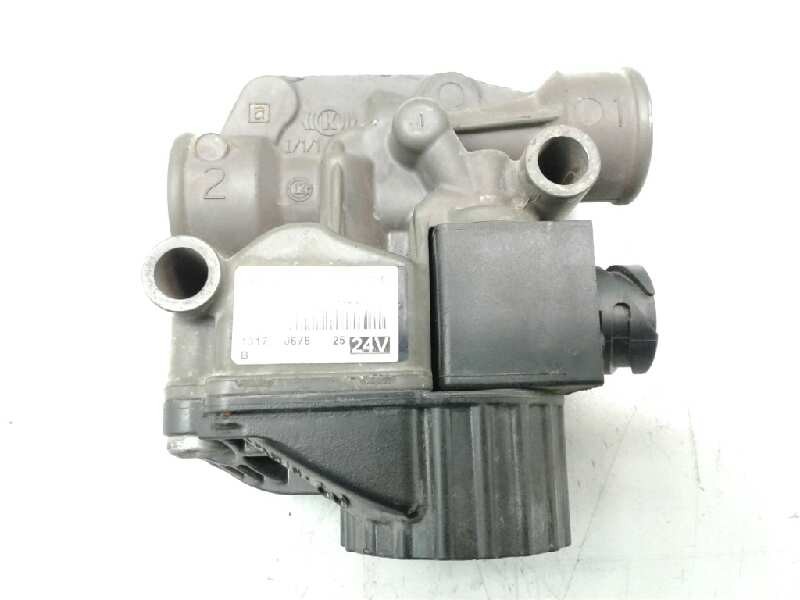 Recambio de valvula aire para nissan atleon sin especificar referencia OEM IAM K038450  