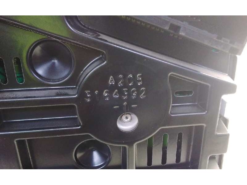 Recambio de cuadro instrumentos para opel zafira b 1.7 16v cdti referencia OEM IAM A2053164392  