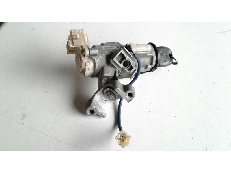 Recambio de conmutador de arranque para toyota yaris (ncp1/nlp1/scp1) 1.0 linea luna referencia OEM IAM 45020521  
