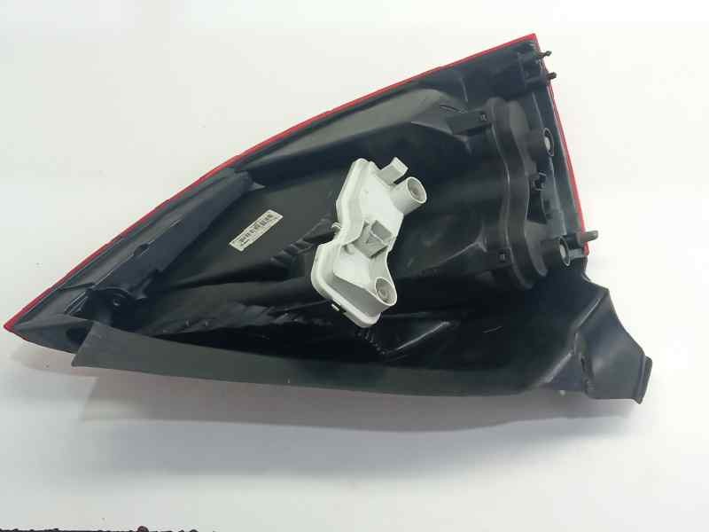 Recambio de piloto trasero derecho para renault megane ii berlina 5p confort authentique referencia OEM IAM 8200073237  