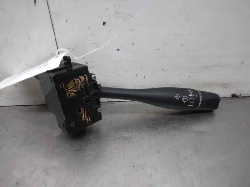 Recambio de mando limpia para nissan primera berlina (p11) slx referencia OEM IAM 252602F500  