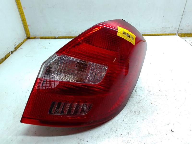 Recambio de piloto trasero derecho para skoda fabia ii combi (545) 1.6 tdi referencia OEM IAM 5J6945112  