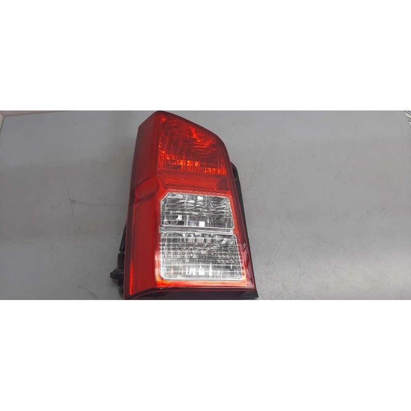 Recambio de piloto trasero izquierdo para nissan pathfinder (r51) referencia OEM IAM 22016550  