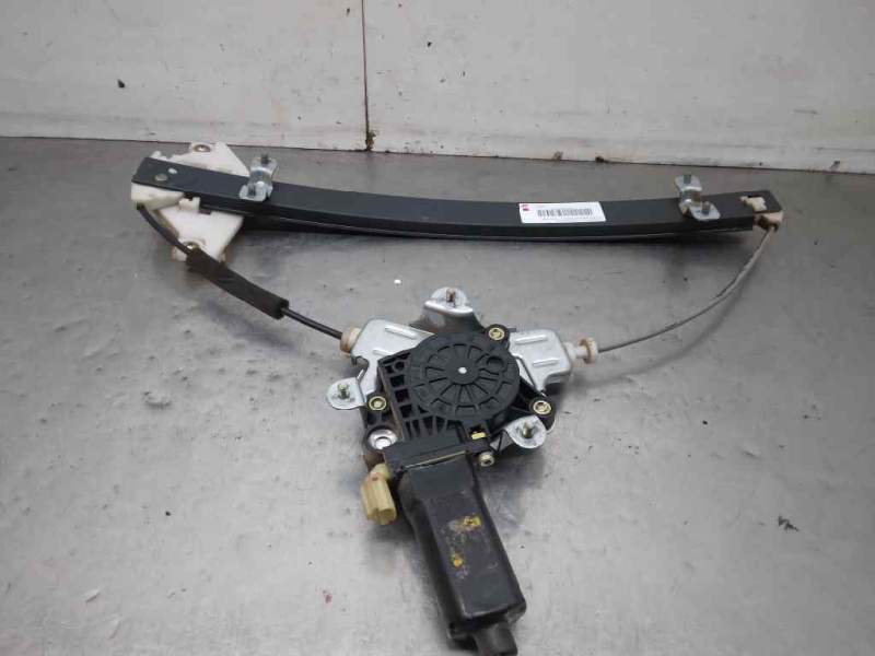 Recambio de elevalunas delantero derecho para hyundai accent (lc) crdi gl referencia OEM IAM 8262025000YN  