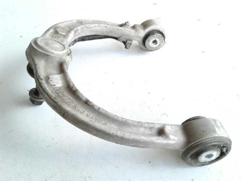 Recambio de brazo suspension superior delantero izquierdo para mercedes clase m (w164) ml 350 cdi (164.122) referencia OEM IAM K