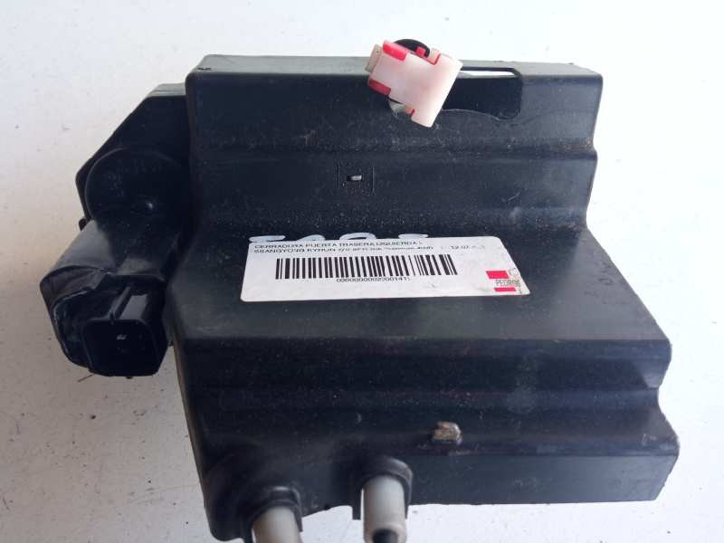 Recambio de cerradura puerta trasera izquierda para ssangyong kyron 270 spr xdi premium 4wd referencia OEM IAM   