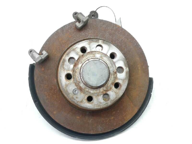 Recambio de buje trasero derecho para volkswagen golf vii lim. sport by r-line bluemotion referencia OEM IAM   