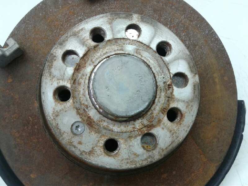 Recambio de buje trasero derecho para volkswagen golf vii lim. sport by r-line bluemotion referencia OEM IAM   