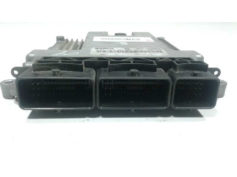 Recambio de centralita motor uce para nissan primastar (x..) kasten l1h1 2.7t referencia OEM IAM   