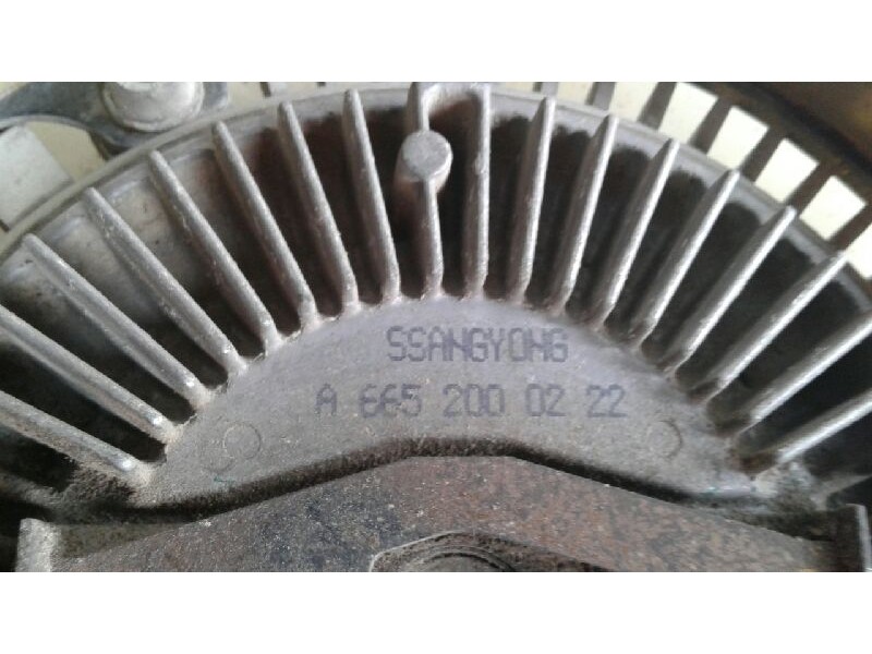 Recambio de ventilador viscoso motor para ssangyong kyron 270 spr xdi premium 4wd referencia OEM IAM A6652000222  