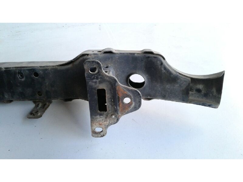 Recambio de refuerzo paragolpes delantero para ssangyong kyron 270 spr xdi premium 4wd referencia OEM IAM   