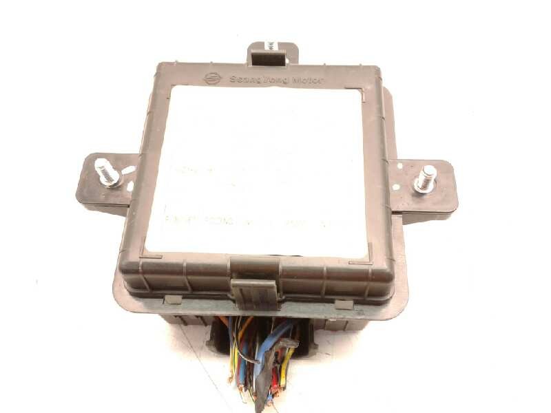 Recambio de centralita bsi para ssangyong kyron 270 spr xdi premium 4wd referencia OEM IAM 8216009660  