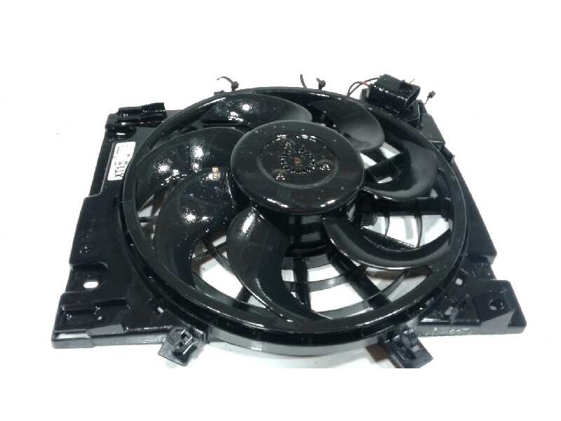 Recambio de electroventilador para opel zafira b 1.7 16v cdti referencia OEM IAM 0130303302  