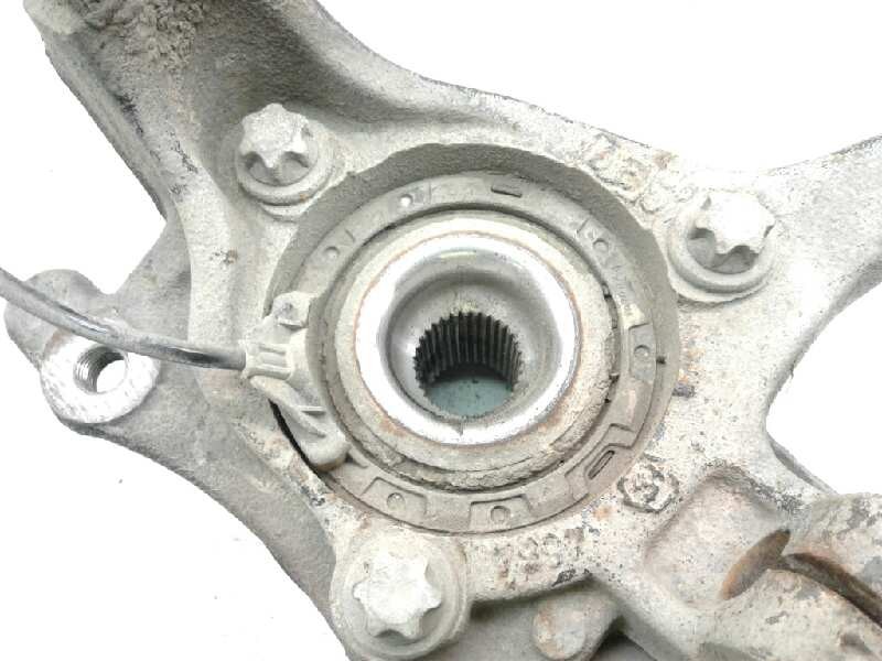 Recambio de mangueta delantera derecha para opel zafira b cosmo referencia OEM IAM GMT65036  