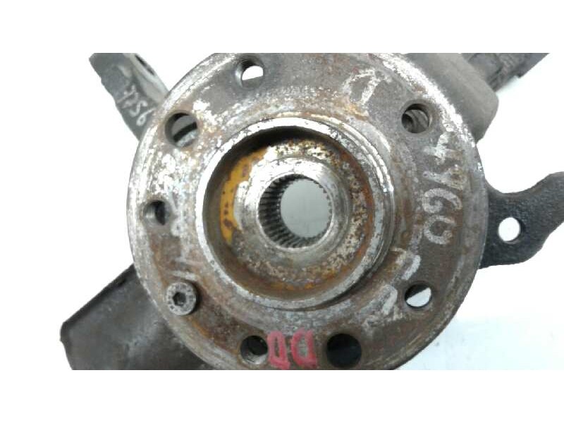 Recambio de mangueta delantera derecha para opel zafira b 1.7 16v cdti referencia OEM IAM   