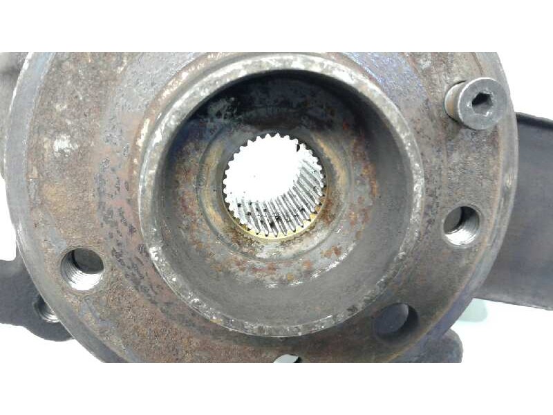 Recambio de mangueta delantera izquierda para opel zafira b 1.7 16v cdti referencia OEM IAM   