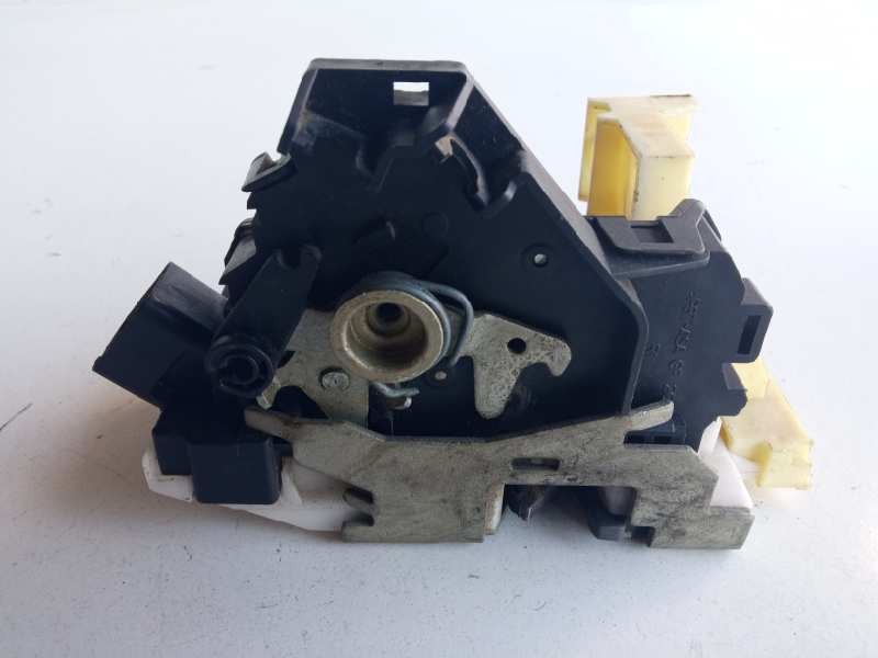 Recambio de cerradura puerta trasera derecha para ford mondeo berlina (ge) ambiente plus referencia OEM IAM   