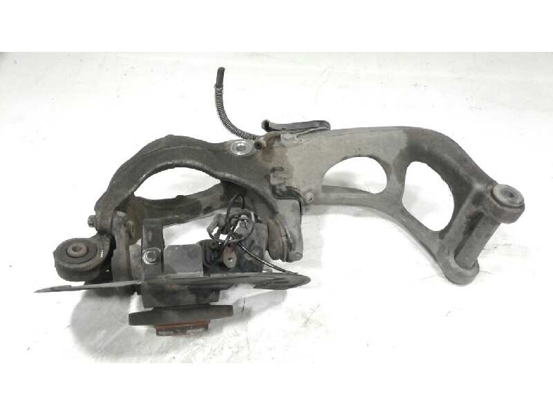 Recambio de mangueta delantera derecha para peugeot 407 sw sport referencia OEM IAM 364797  