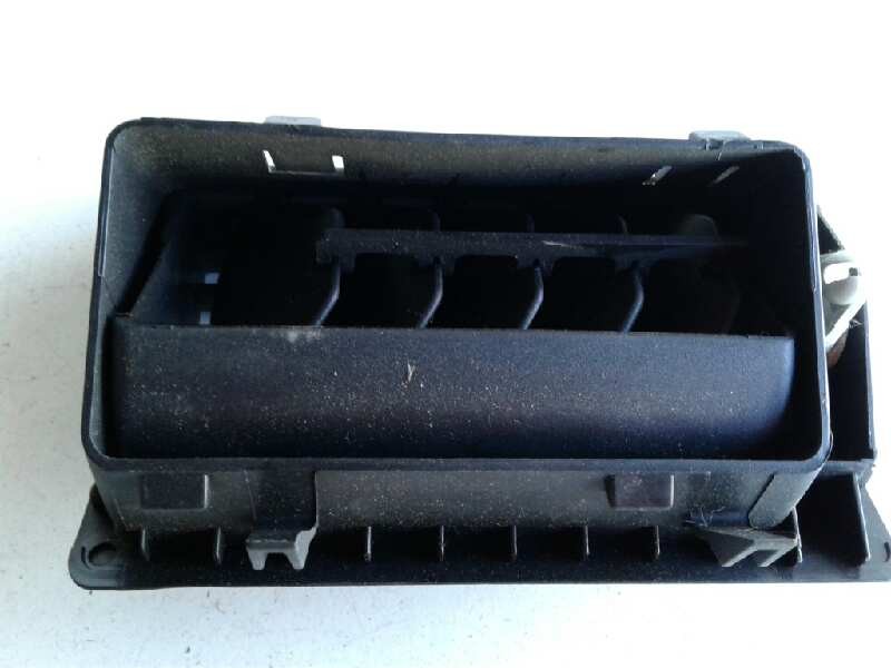 Recambio de aireador izquierdo para ford mondeo berlina (ge) ambiente plus referencia OEM IAM   