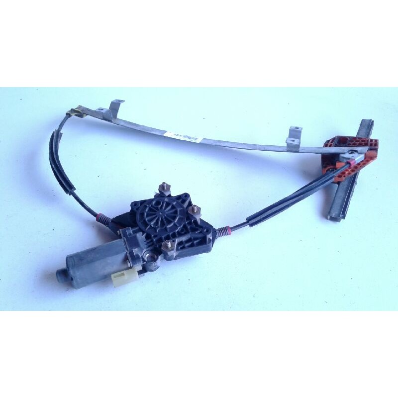 Recambio de elevalunas delantero izquierdo para ford fiesta berl./courier 1.4 cat (pt-e) referencia OEM IAM   
