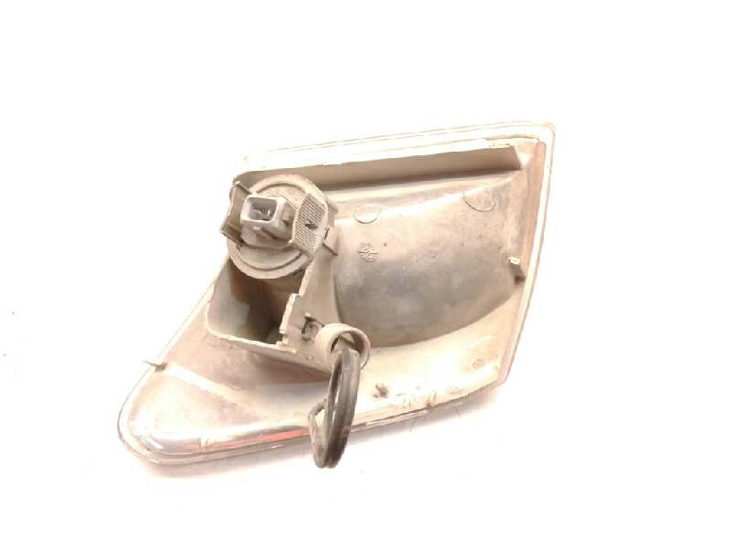 Recambio de piloto delantero izquierdo para ford fiesta berl./courier 1.4 cat (pt-e) referencia OEM IAM 961465L  