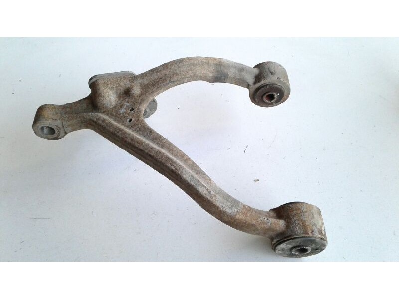 Recambio de brazo suspension superior trasero central para ssangyong kyron 270 spr xdi premium 4wd referencia OEM IAM   